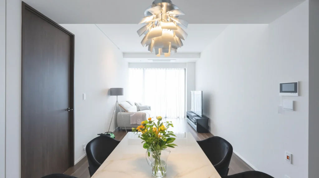 洗練されたホテルライクなホームデザインディレクションの例