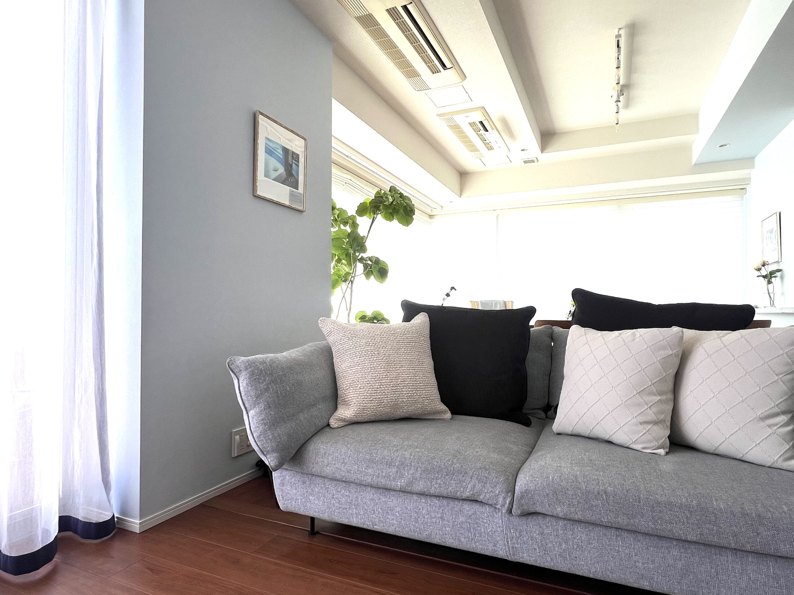 インテリアの色は揃えるべき？おしゃれに見せる配色のコツ